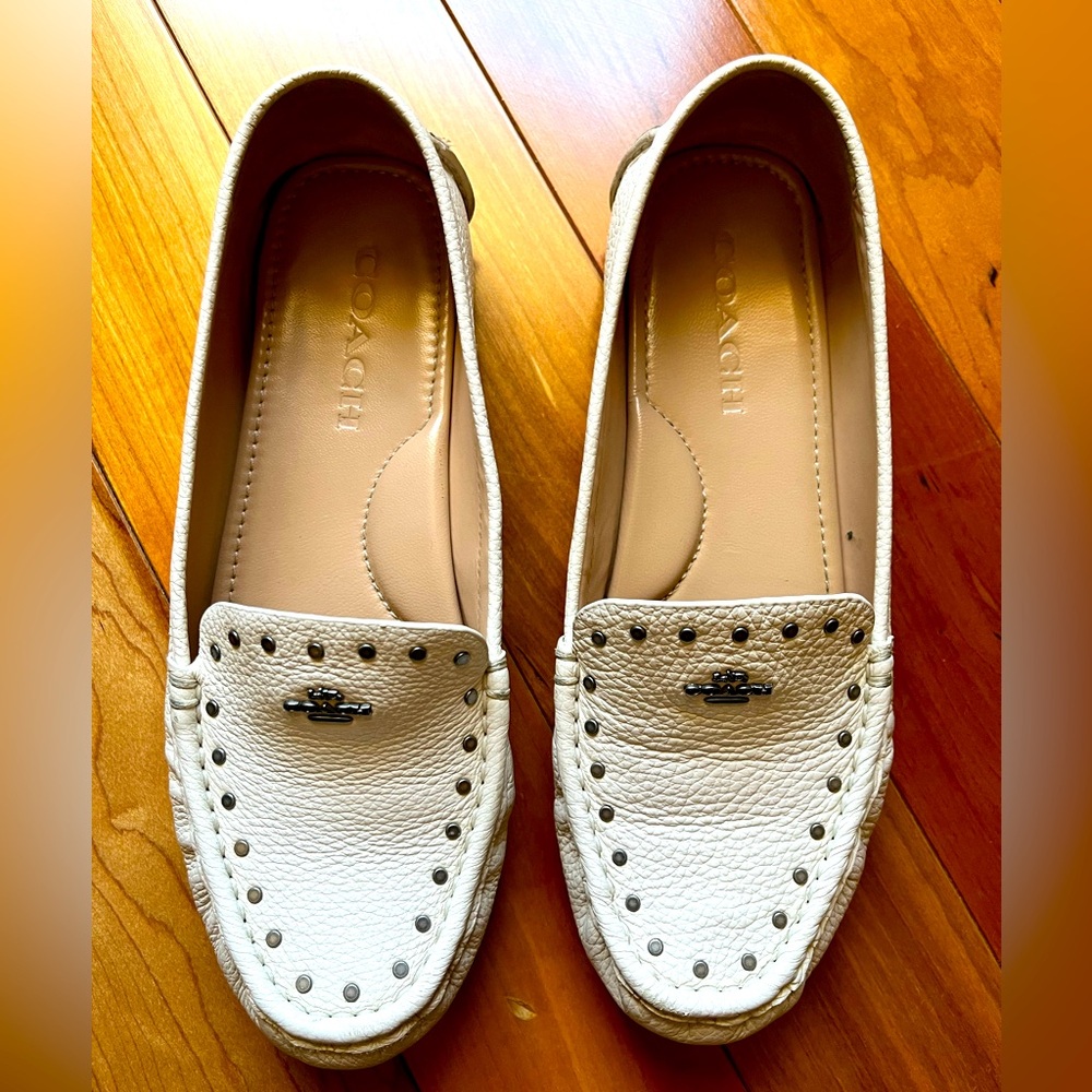 Women’s Coach McKenna Slip On Driving Loafers Leather Sz 7.5, white/ cream